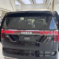 NR8AVjViQ1FBM09EY3pNVGN3TnpsUm5SRnB4aDhETFEhIQUAcXVuZ3o! zeekr 009